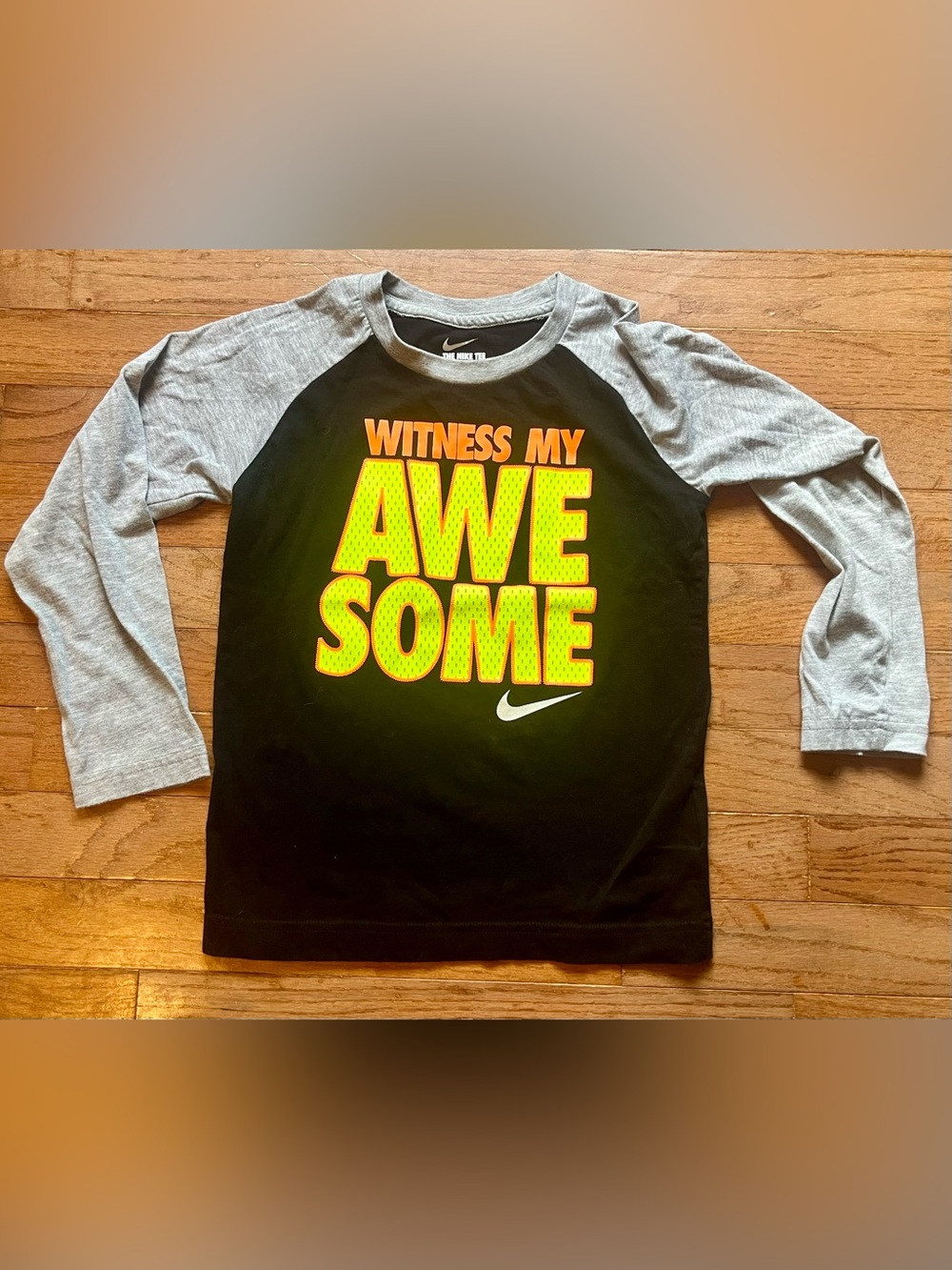 NWOT - Kid’s LS Nike Tee sz7